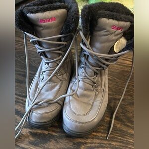 Kamik waterproof snow boots